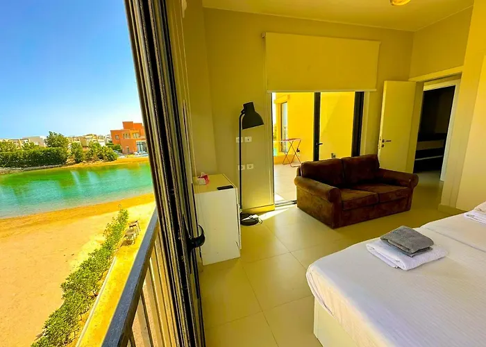 Tatil Evi Luxury 3 Bedrooms Town House Hurgada