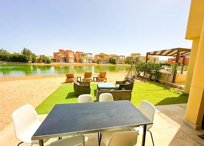 Luxury 3 Bedrooms Town House Tatil Evi
