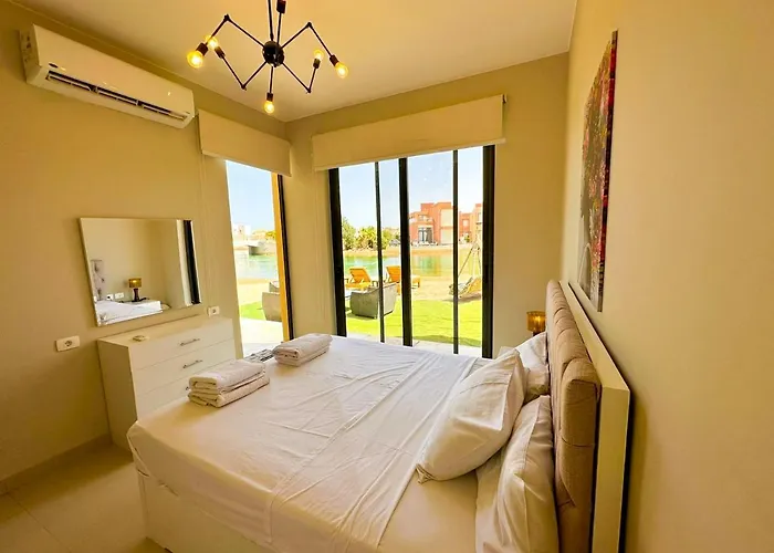 Luxury 3 Bedrooms Town House Tatil Evi