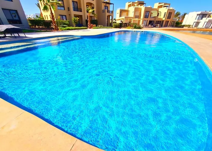 Luxury 3 Bedrooms Town House